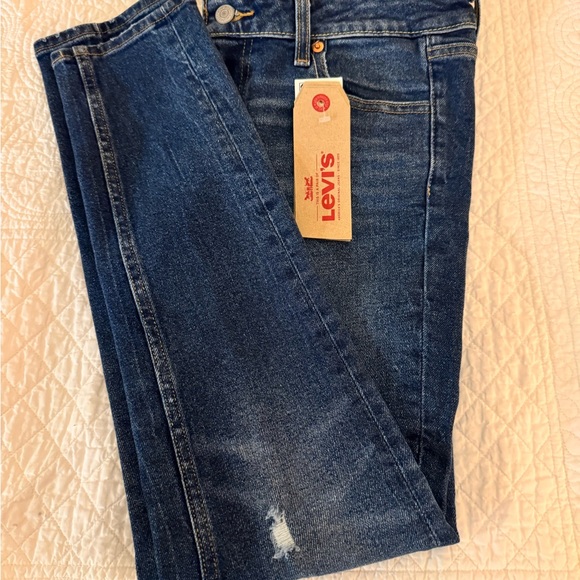Levi's Denim - Levi's Altered 711 Skinny Mid Rise Jeans in Dark Wash
